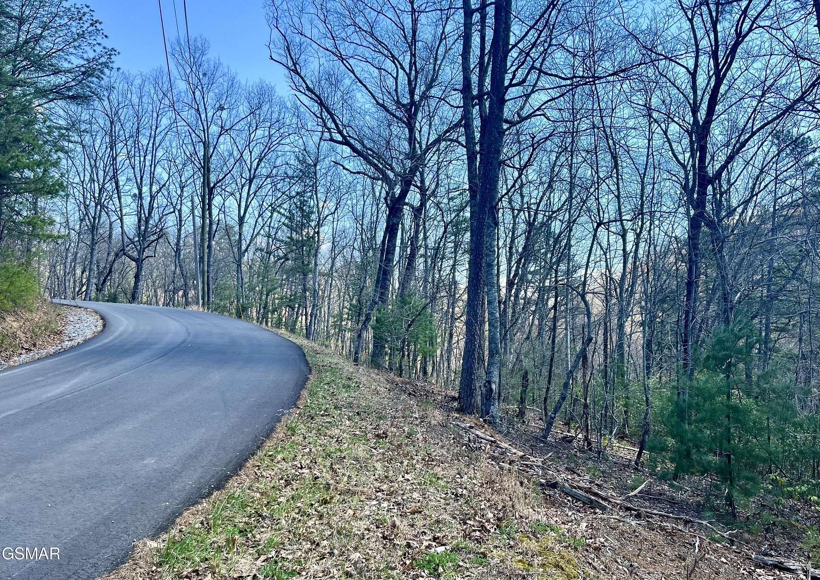 8 Acres of Land for Sale in Sevierville, Tennessee