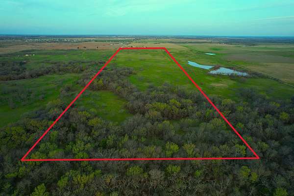 41.4 Acres of Recreational Land & Farm for Sale in Nocona, Texas