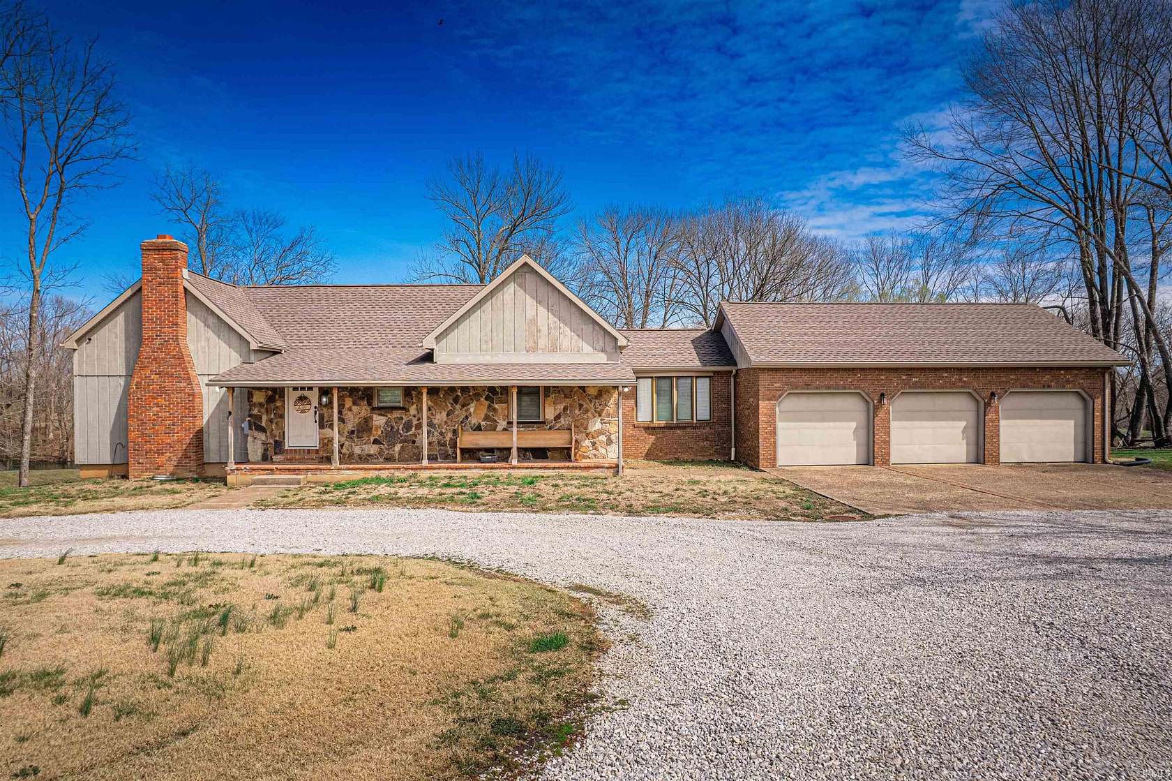 13.3 Acres of Land with Home for Sale in Mount Vernon, Indiana