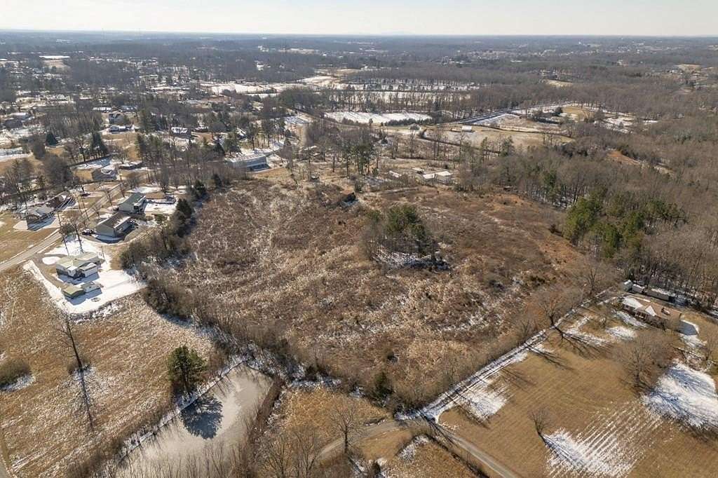 22.6 Acres of Land for Sale in Cookeville, Tennessee