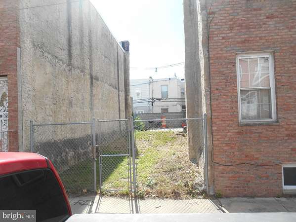 0.02 Acres of Residential Land for Sale in Philadelphia, Pennsylvania