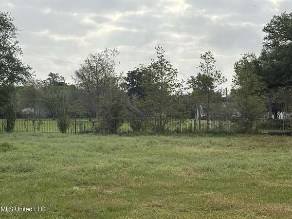 0.25 Acres of Residential Land for Sale in Pass Christian, Mississippi