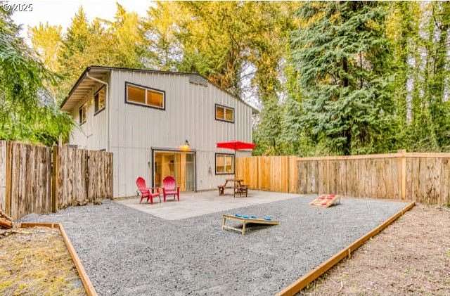 4.5 Acres of Residential Land with Home for Sale in Portland, Oregon