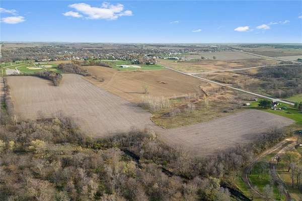 76.2 Acres of Land for Sale in Center Point, Iowa