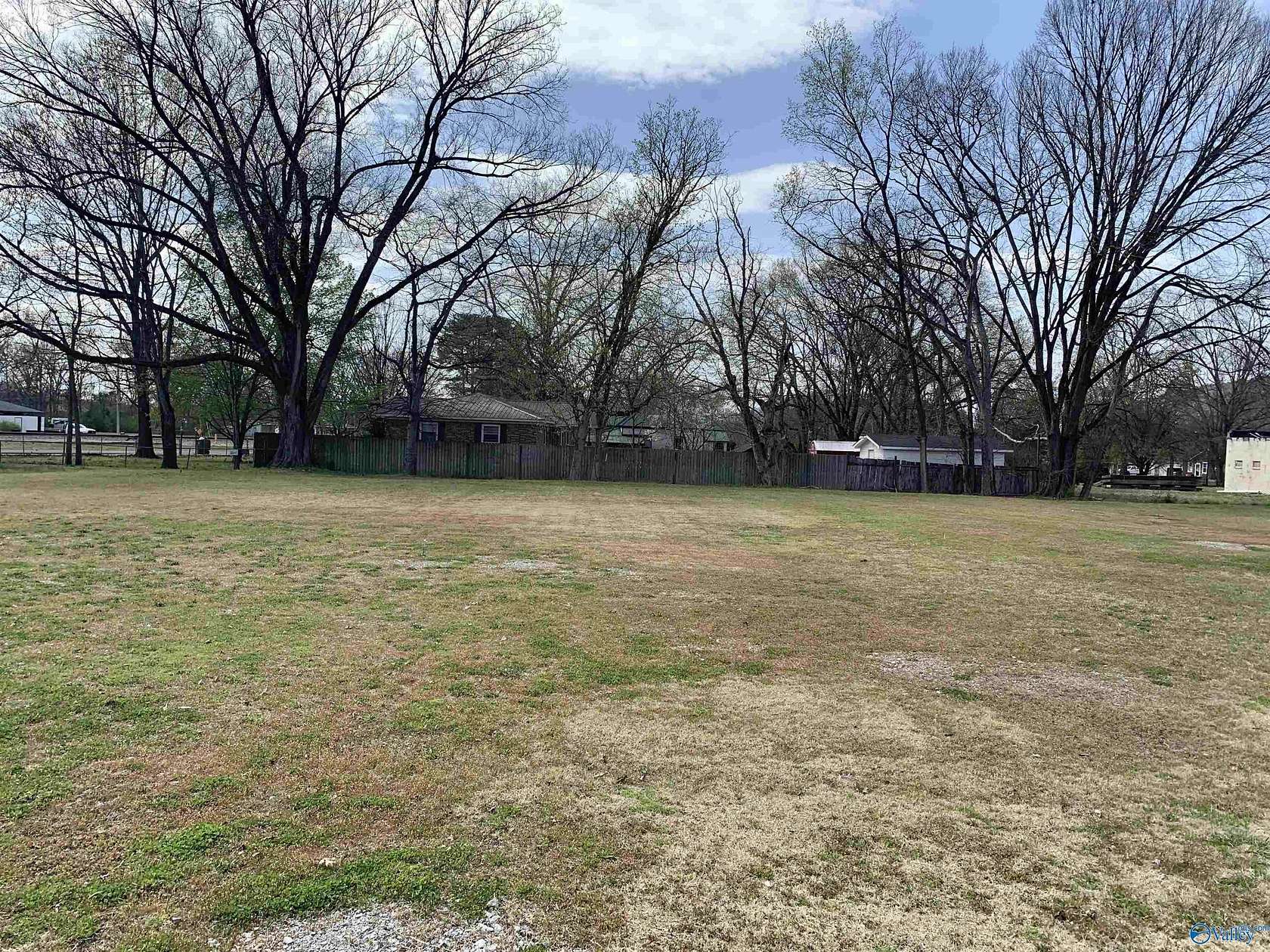 0.92 Acres of Commercial Land for Sale in Gurley, Alabama