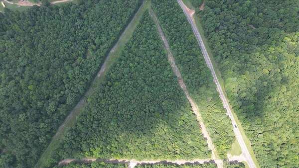 1.83 Acres of Residential Land for Sale in Pittsburg, Texas