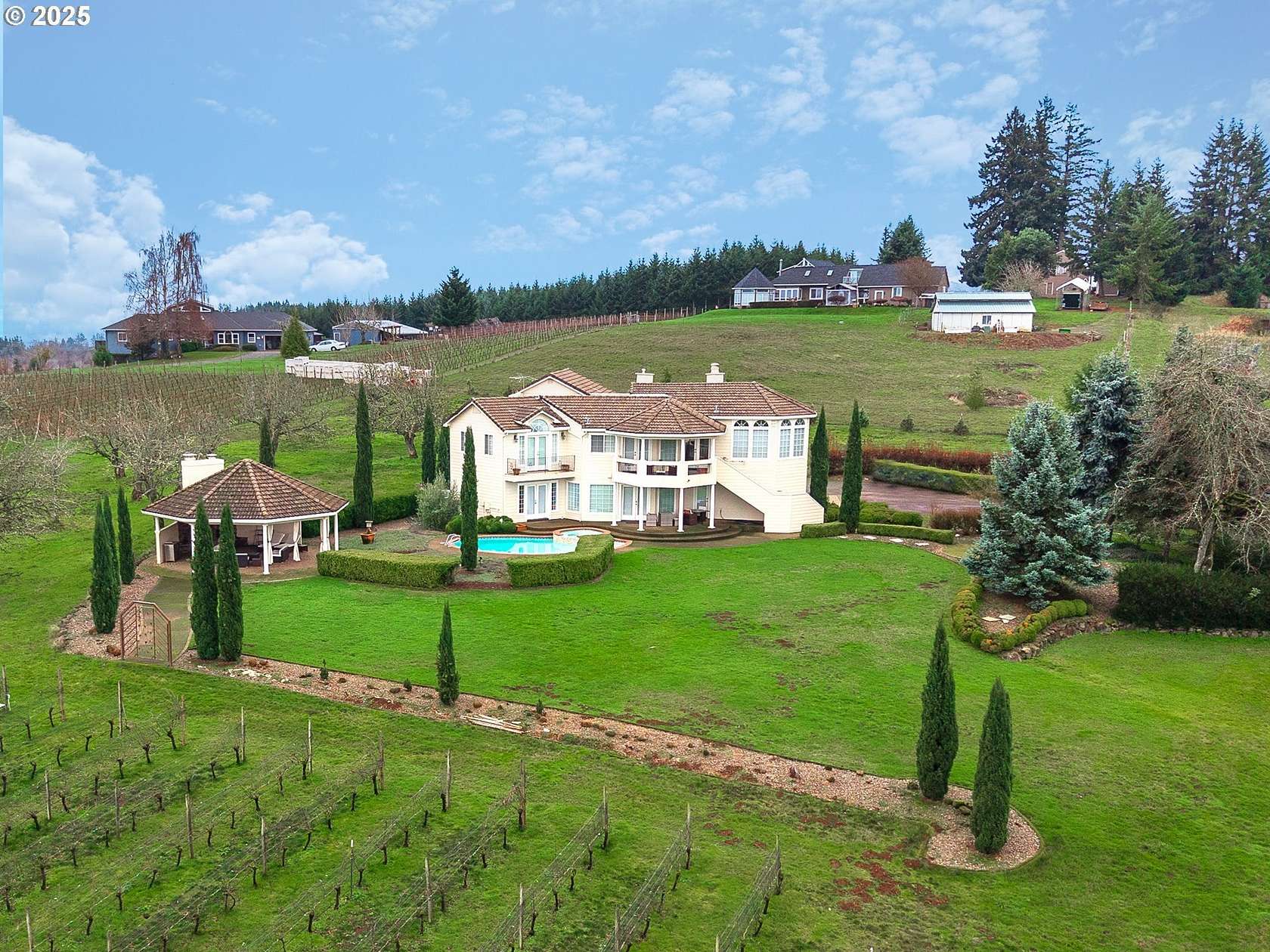 4.85 Acres of Residential Land with Home for Sale in Amity, Oregon