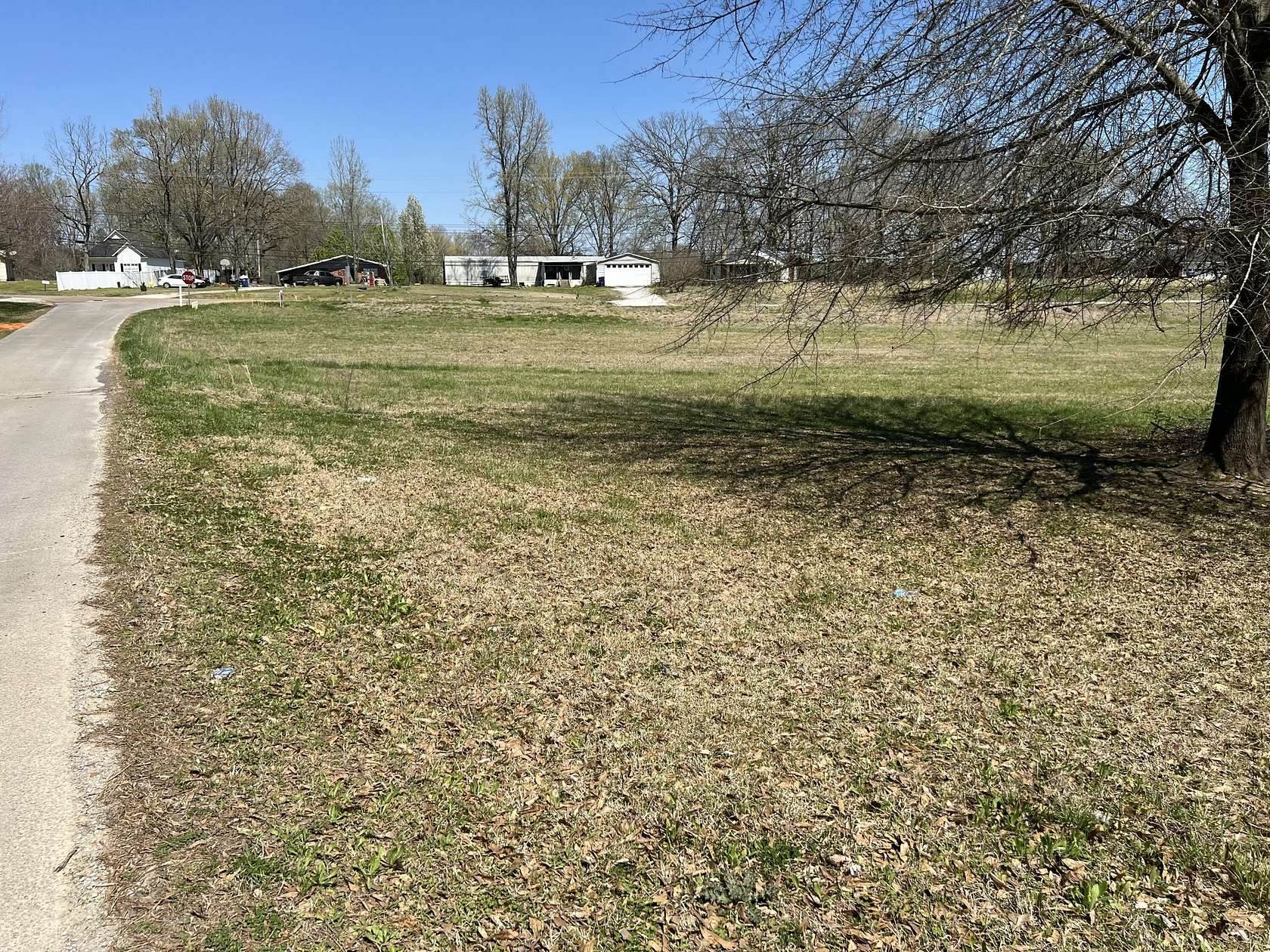 1.64 Acres of Residential Land for Sale in Walnut, Mississippi