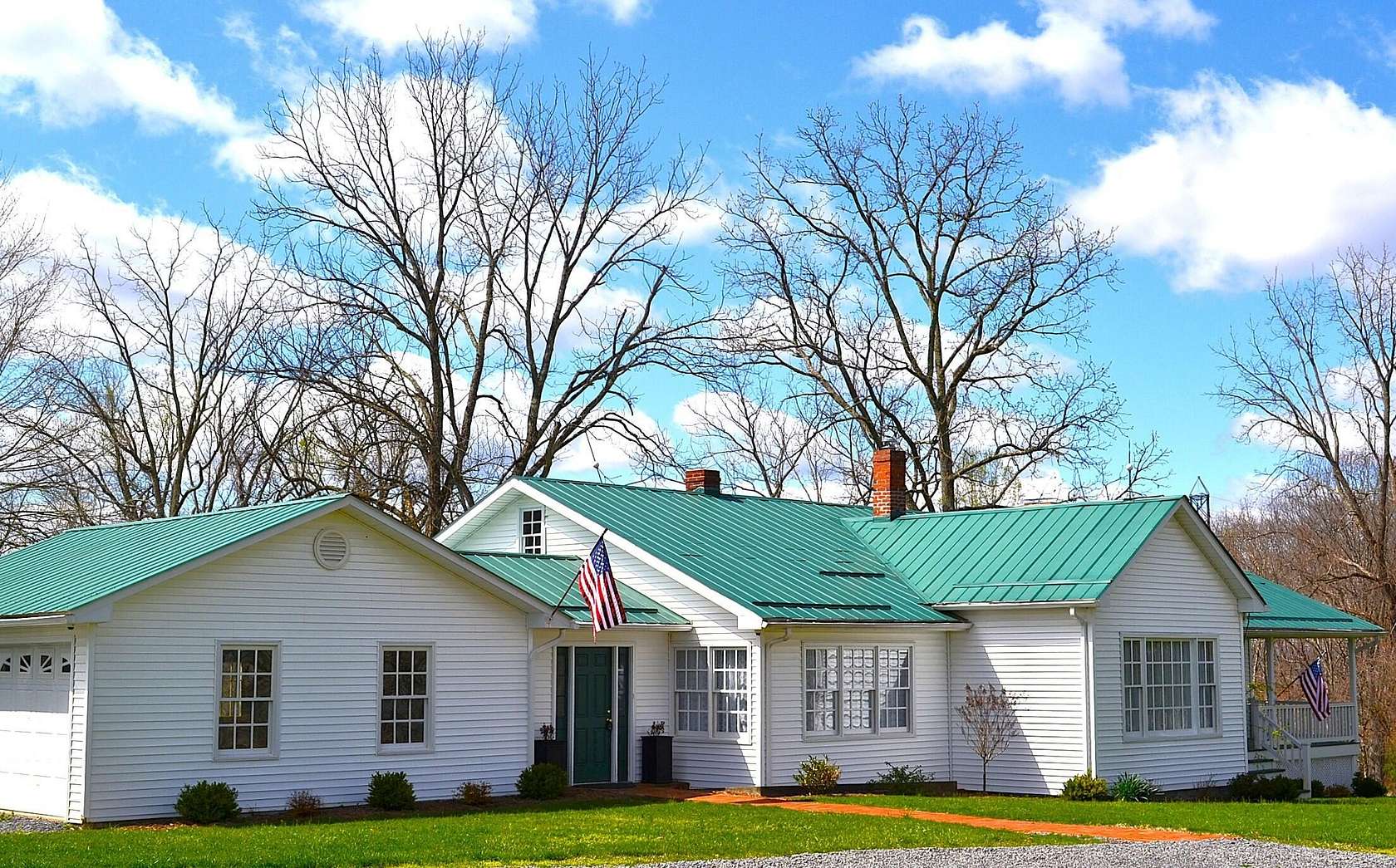 91.4 Acres of Land with Home for Sale in Alderson, West Virginia