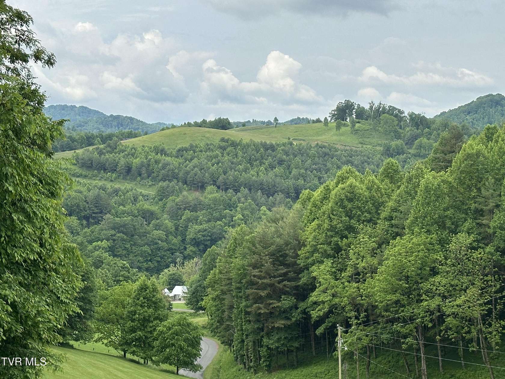 5.23 Acres of Residential Land for Sale in Butler, Tennessee