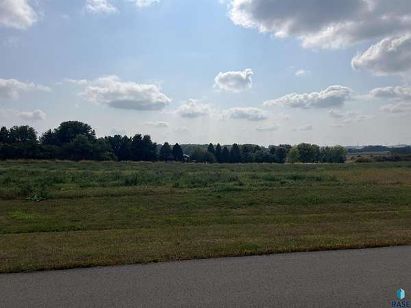 1.29 Acres of Residential Land for Sale in Luverne, Minnesota