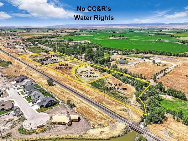 2.5 Acres of Mixed-Use Land for Sale in Gooding, Idaho