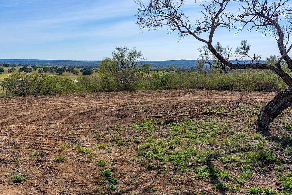 20.1 Acres of Agricultural Land for Sale in Mason, Texas