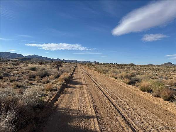 4.5 Acres of Land for Sale in Kingman, Arizona