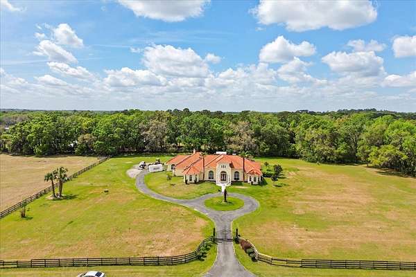 10.9 Acres of Recreational Land with Home for Sale in Ocala, Florida