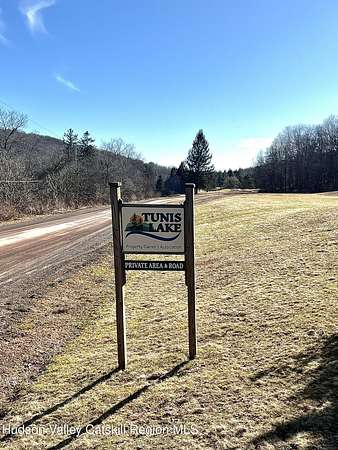 5 Acres of Residential Land for Sale in Bovina, New York