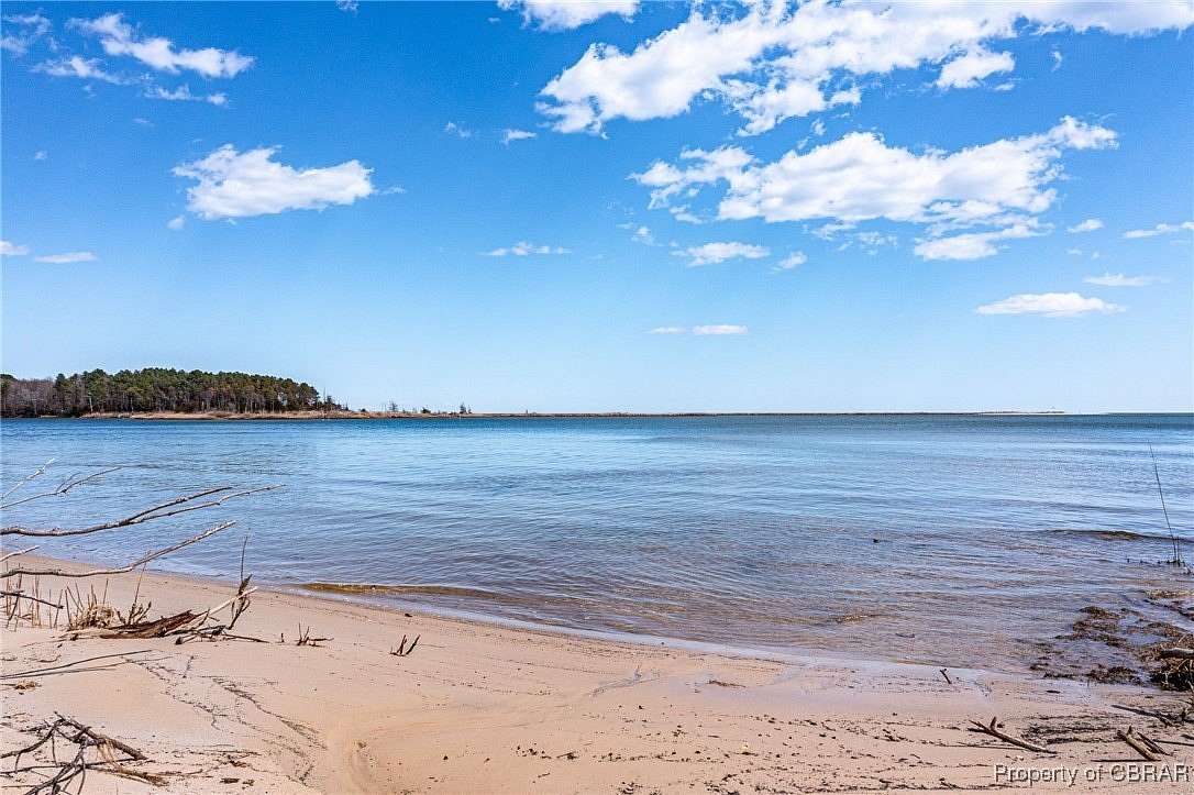 4.25 Acres of Land for Sale in Kilmarnock, Virginia