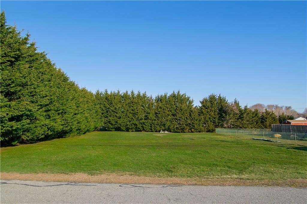 0.47 Acres of Residential Land for Sale in Portsmouth, Rhode Island