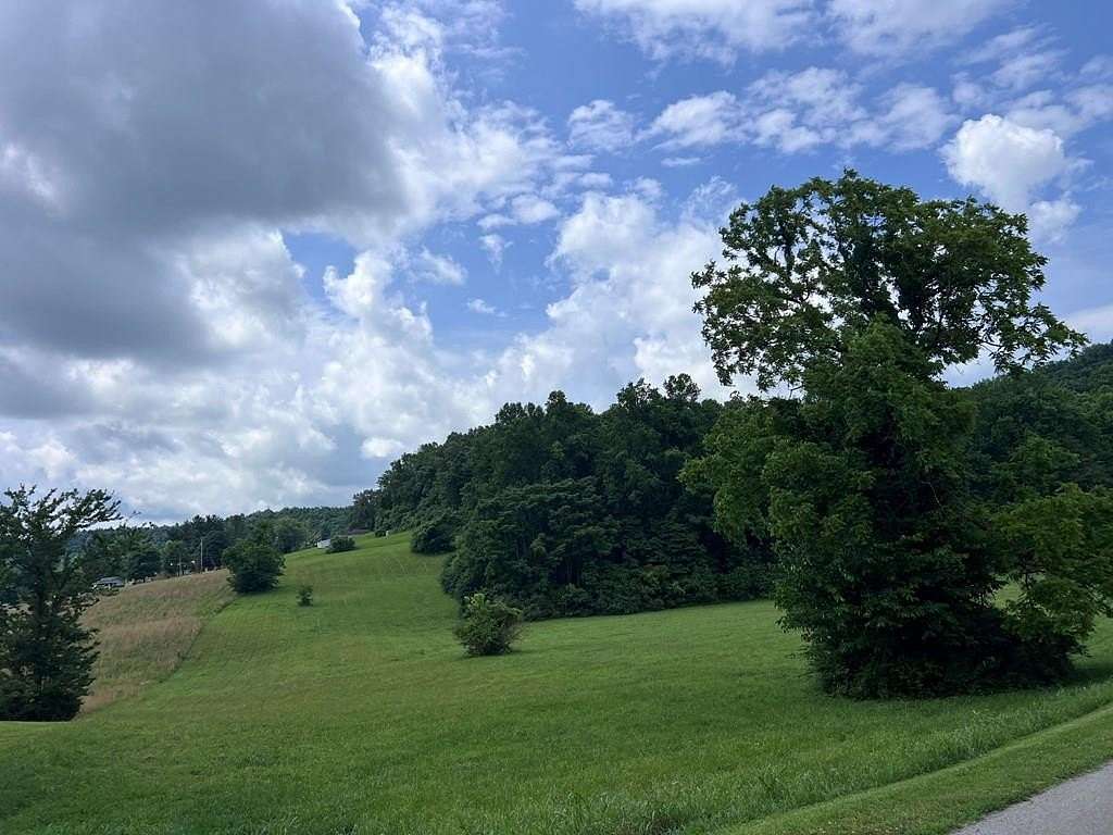 1.27 Acres of Residential Land for Sale in Livingston, Tennessee