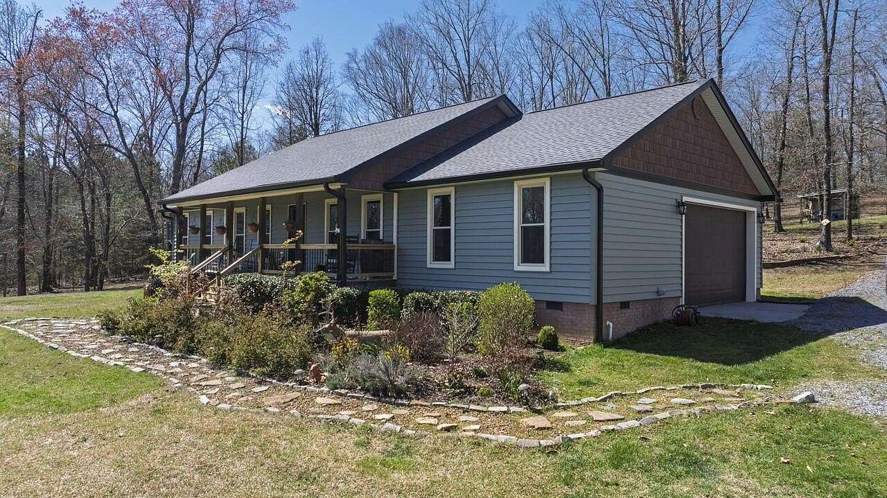 5 Acres of Land with Home for Sale in Georgetown, Tennessee