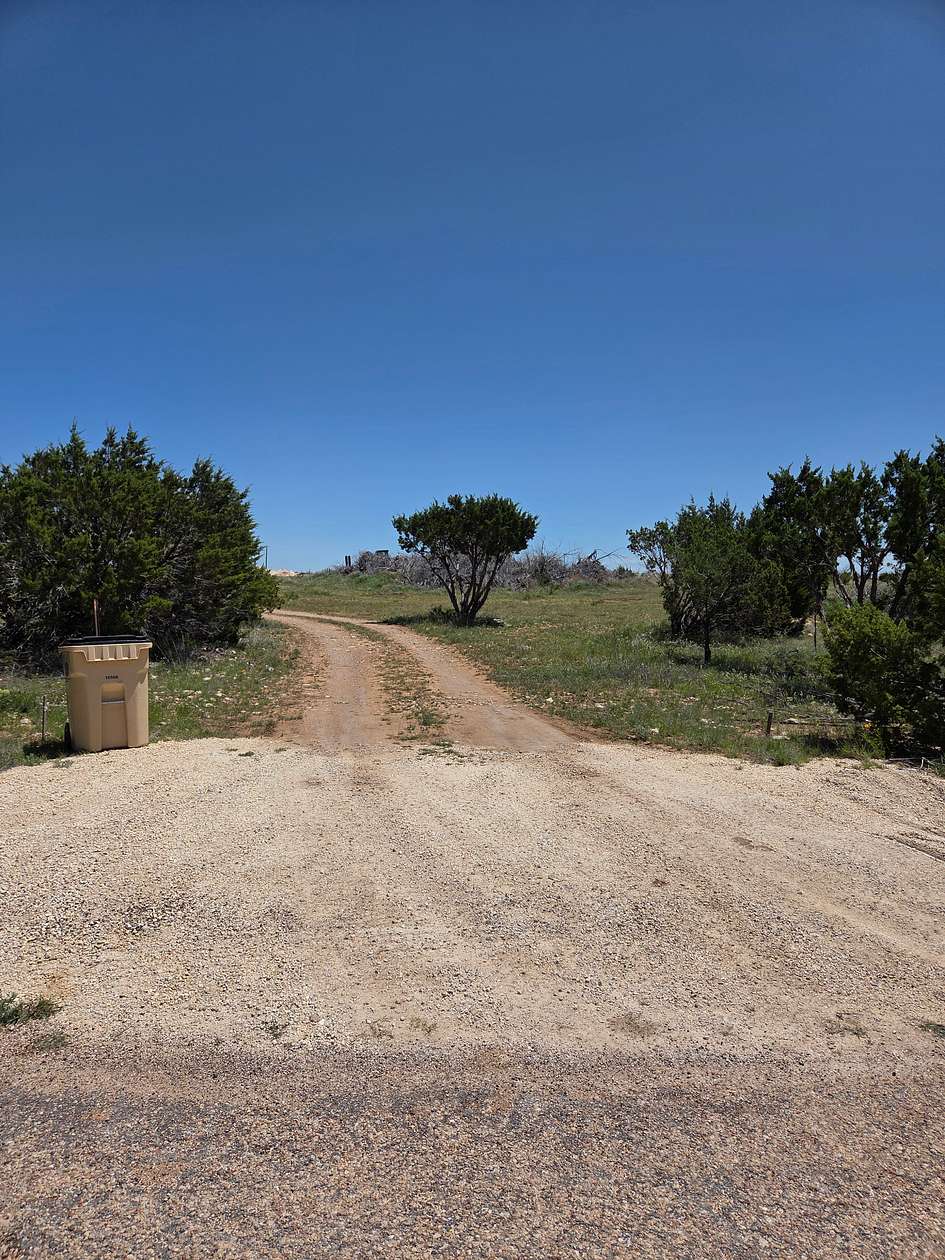 10 Acres of Recreational Land for Lease in Merkel, Texas