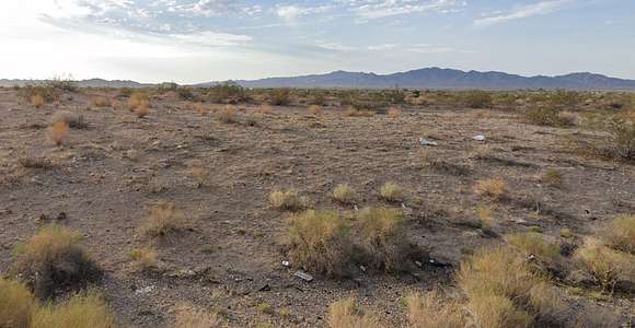 1 Acre of Residential Land for Sale in Yucca, Arizona