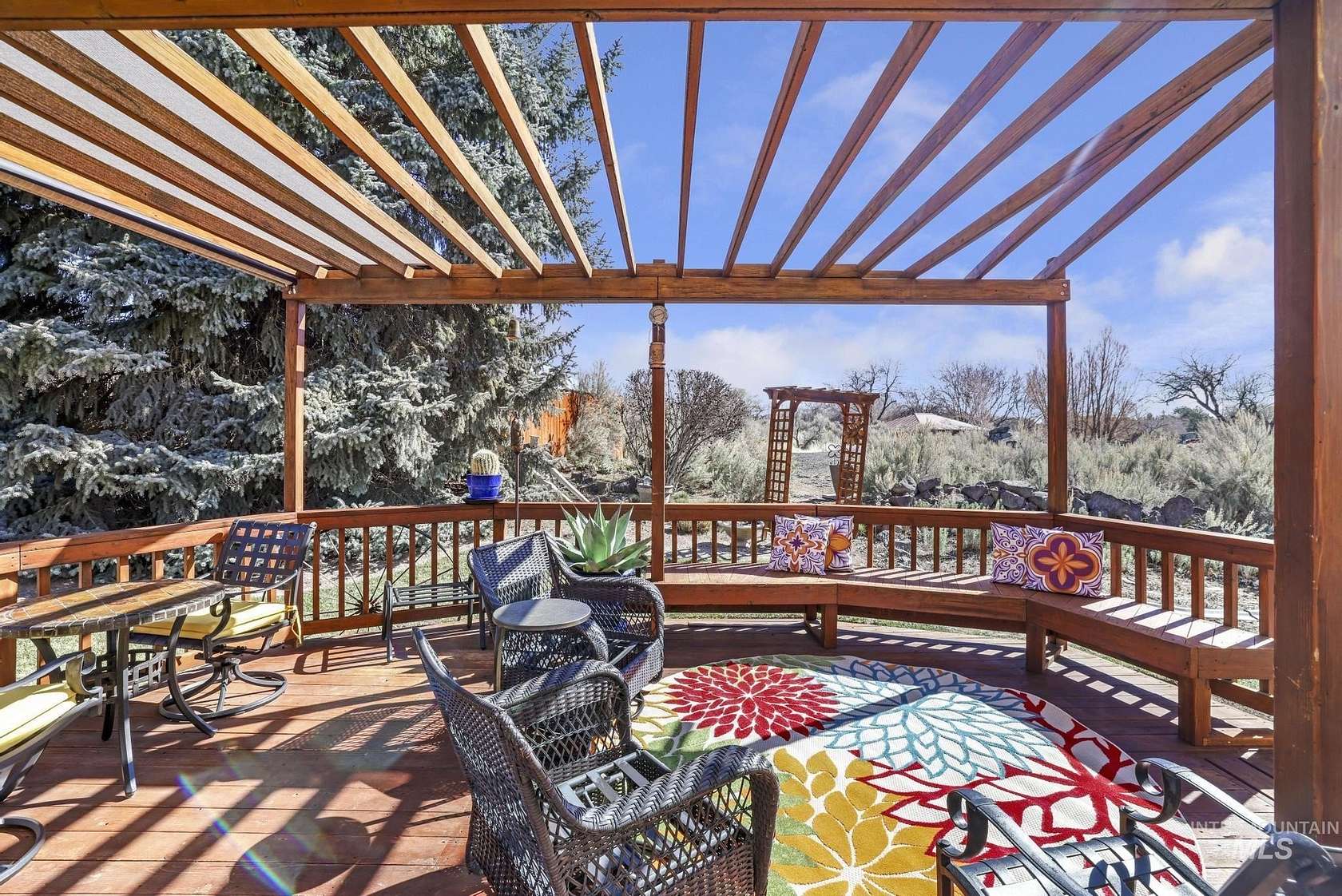 2.25 Acres of Residential Land with Home for Sale in Twin Falls, Idaho