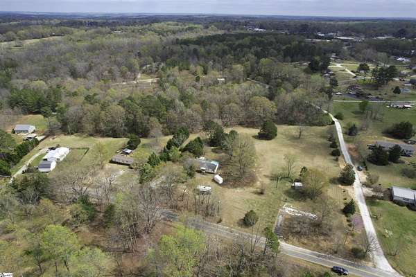 4 Acres of Residential Land for Sale in Woodruff, South Carolina