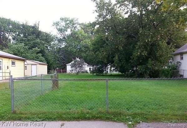 0.15 Acres of Residential Land for Sale in Hazel Park, Michigan