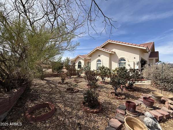 4.5 Acres of Residential Land with Home for Sale in Sierra Vista, Arizona