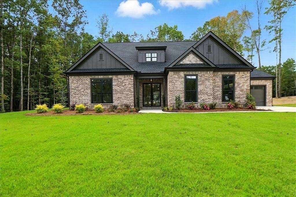 2.83 Acres of Residential Land with Home for Sale in Winder, Georgia