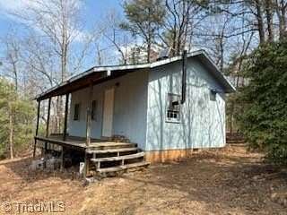 95.3 Acres of Recreational Land for Sale in Purlear, North Carolina