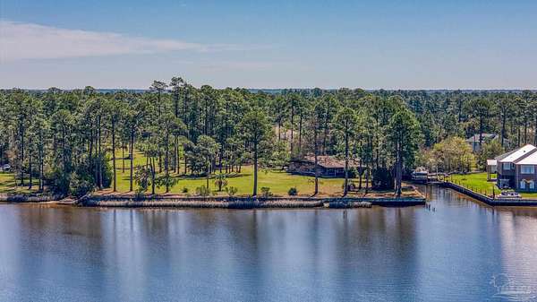 17.3 Acres of Land for Sale in Milton, Florida