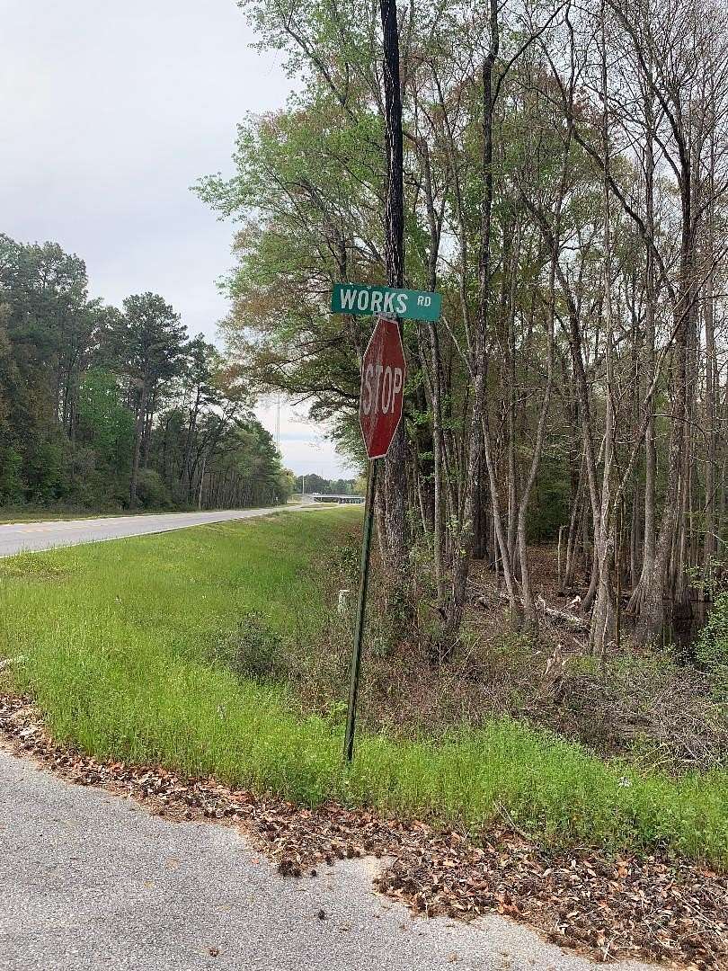 20 Acres of Agricultural & Residential Land for Sale in Caryville, Florida