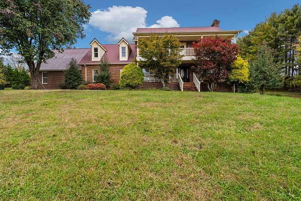 4.47 Acres of Residential Land with Home for Sale in Kingsport, Tennessee