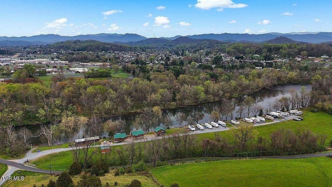 7.68 Acres of Improved Residential Land for Sale in Elizabethton, Tennessee