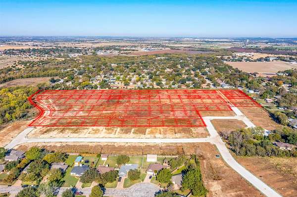 19 Acres of Commercial Land for Sale in Cleburne, Texas
