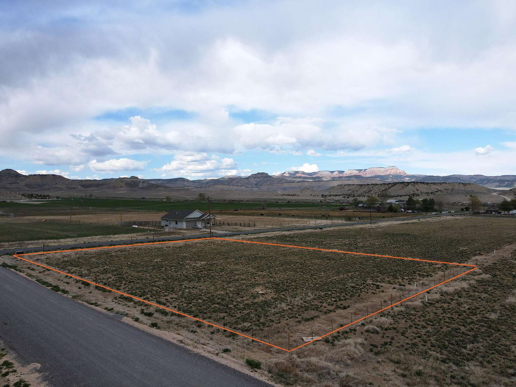 0.75 Acres of Residential Land for Sale in Tropic, Utah