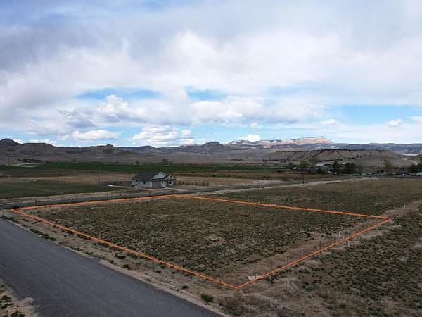 0.75 Acres of Residential Land for Sale in Tropic, Utah