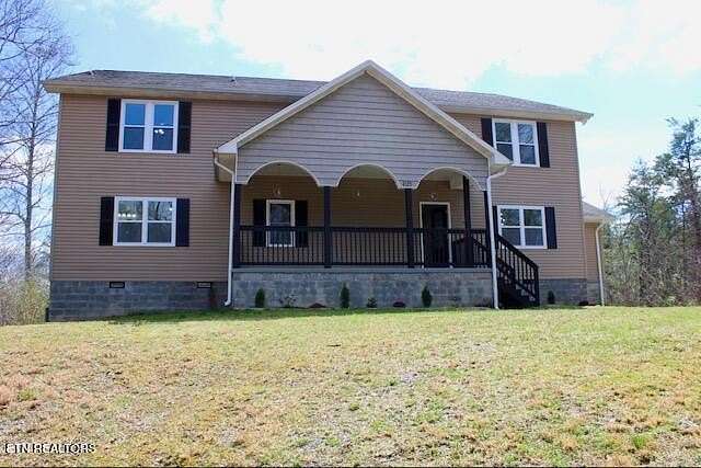 33 Acres of Land with Home for Sale in Sevierville, Tennessee