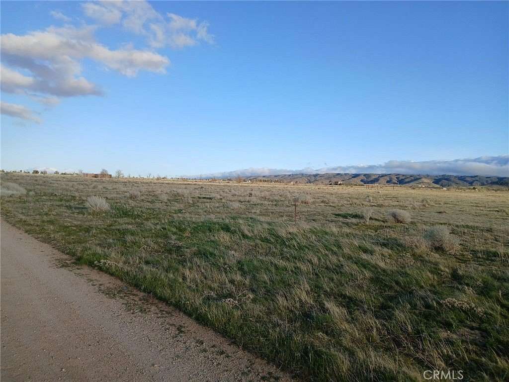 2.53 Acres of Land for Sale in Lancaster, California