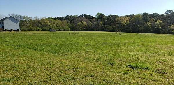 3.1 Acres of Land for Sale in Belle Haven, Virginia