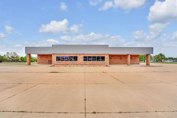 2.42 Acres of Improved Mixed-Use Land for Sale in Lawton, Oklahoma