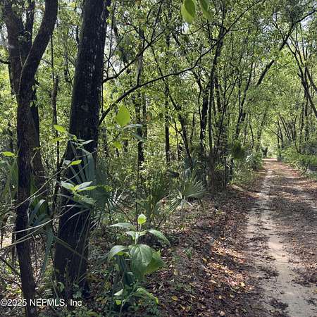 1.2 Acres of Land for Sale in Interlachen, Florida