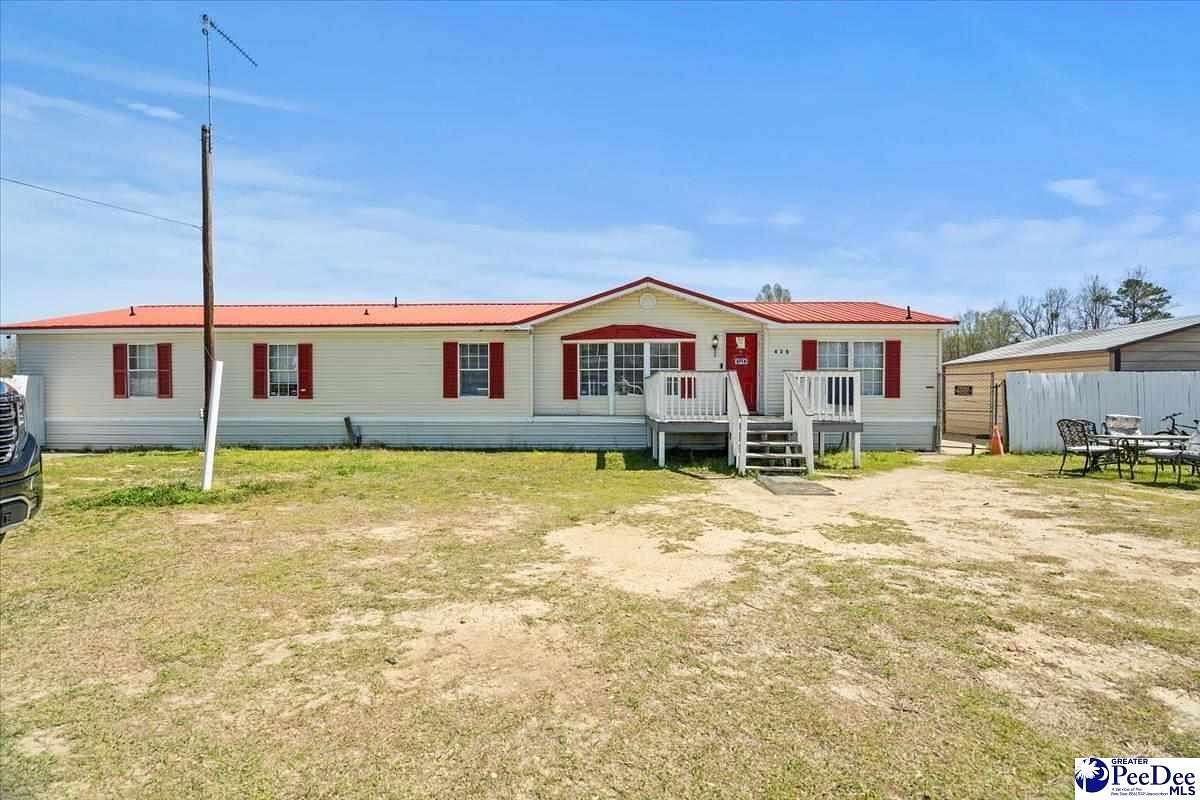 13.9 Acres of Improved Mixed-Use Land for Sale in Bennettsville, South Carolina