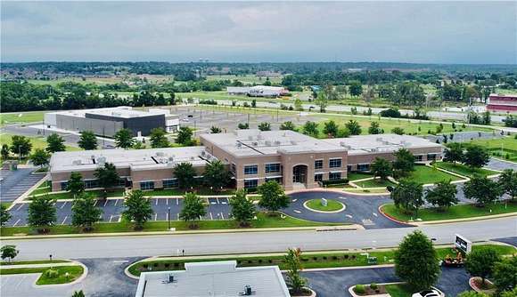 7.46 Acres of Improved Mixed-Use Land for Sale in Rogers, Arkansas