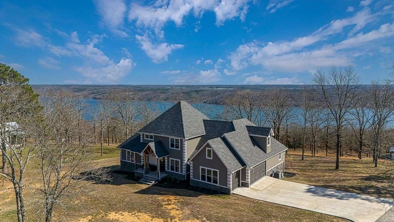 3.1 Acres of Residential Land with Home for Sale in Quitman, Arkansas