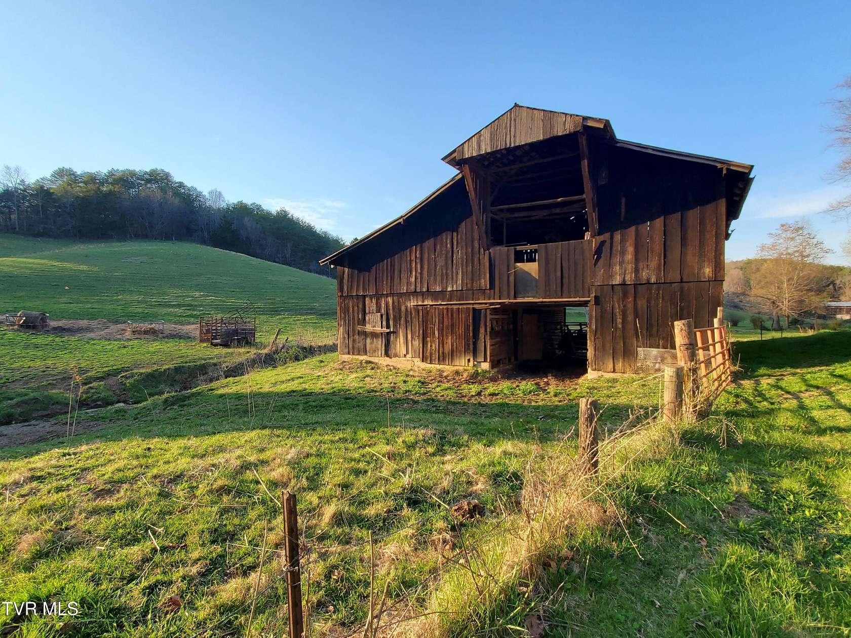 49.6 Acres of Agricultural Land for Sale in Parrottsville, Tennessee