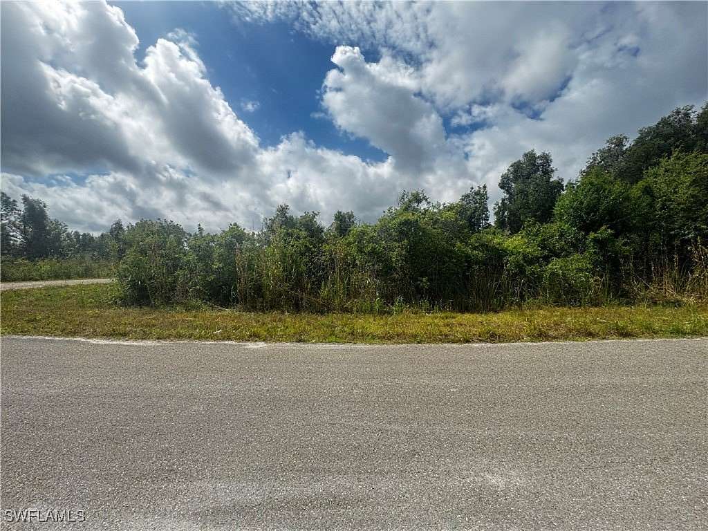 0.25 Acres of Residential Land for Sale in Lehigh Acres, Florida