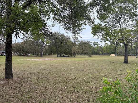 2.26 Acres of Land for Sale in Morriston, Florida